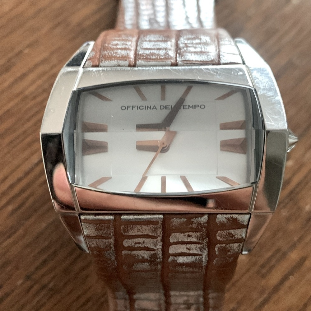 Officina Del Tempo Ladies Watch Triangle Crystal - Picture 3 of 8